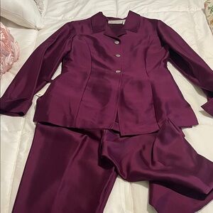 NWT Susan Bristol Deep Purple Pantsuit size 6